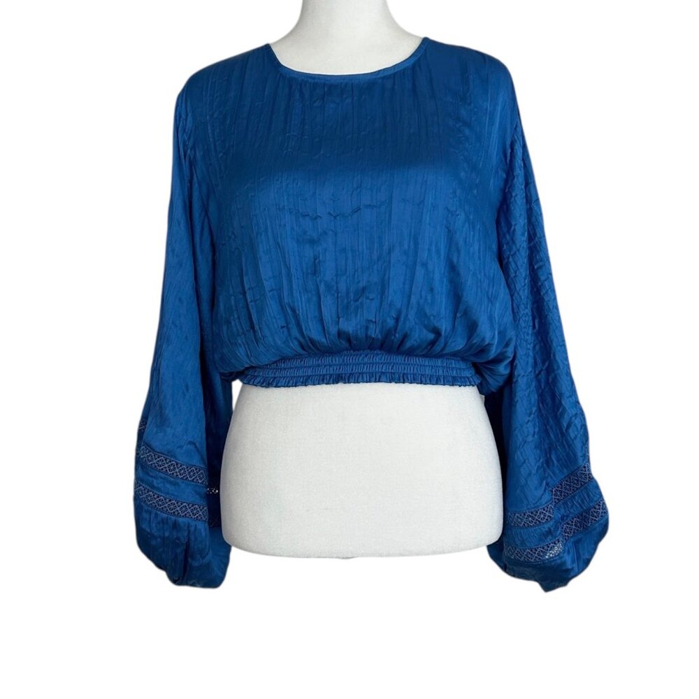 House of Harlow 1960 Crop Open Back Balloon Crochet Sleeve Blouse (Small)